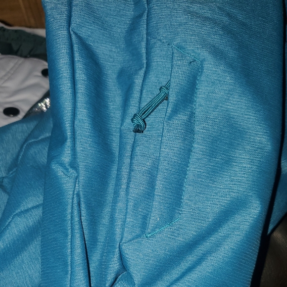 Coat - Picture 3 of 4